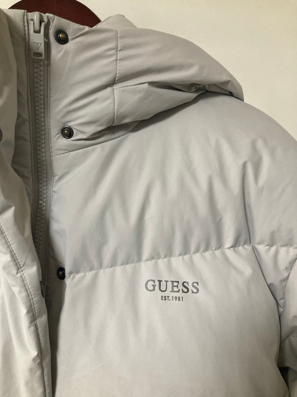 GUESS 게스 여성 덕다운 패딩 S LGY 상품이미지3