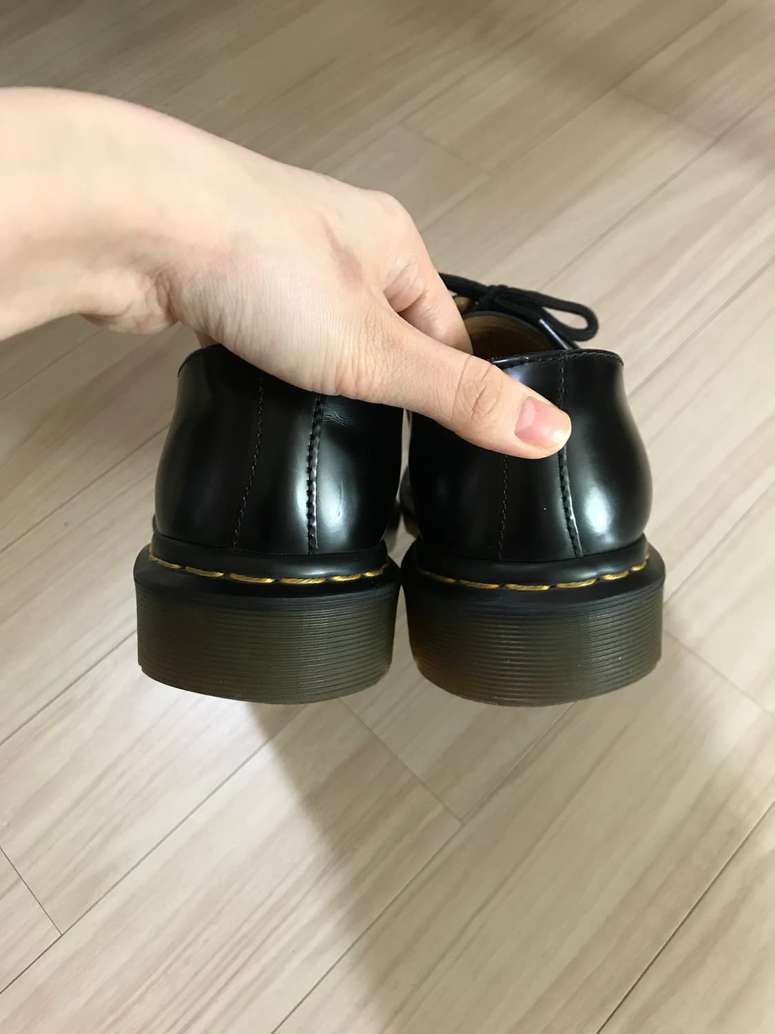 닥터마틴 1461 스무스 (250) 상품이미지4