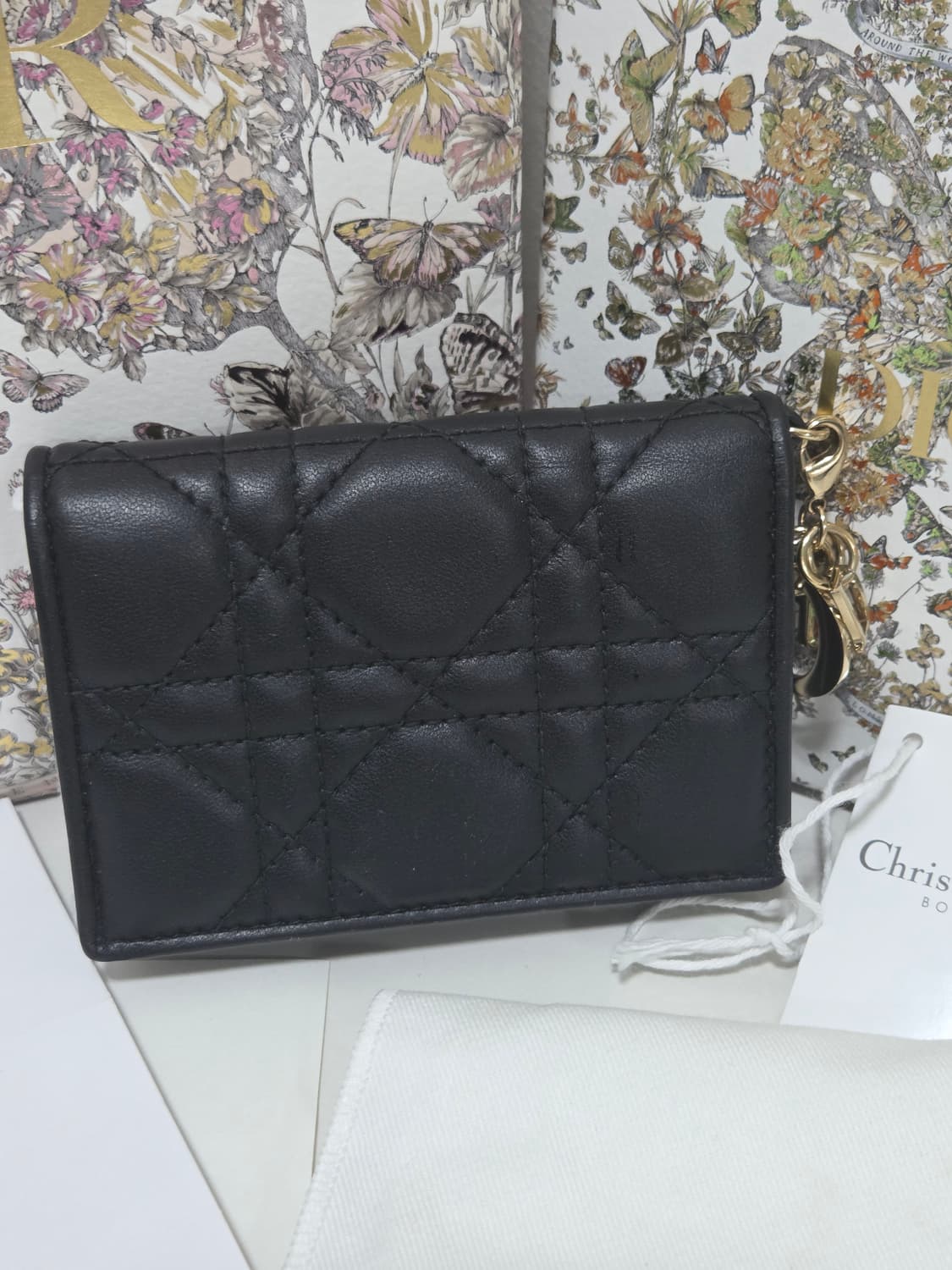 [새상품급] 디올 까나쥬 플랩 지갑 상품이미지3