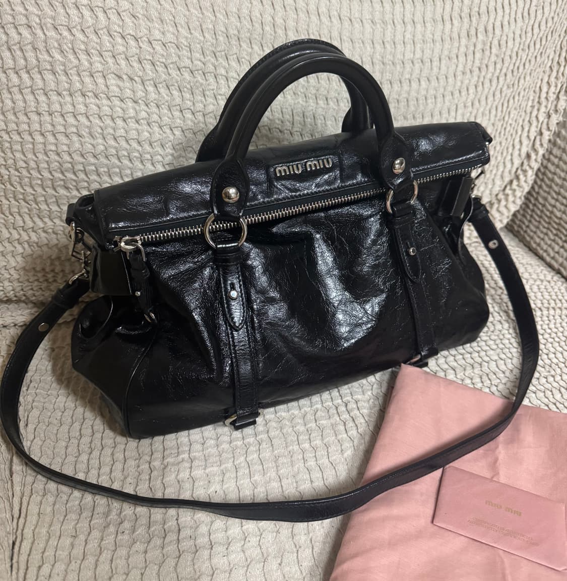 미우미우 비텔로 럭스 보우 사첼백 상품이미지2