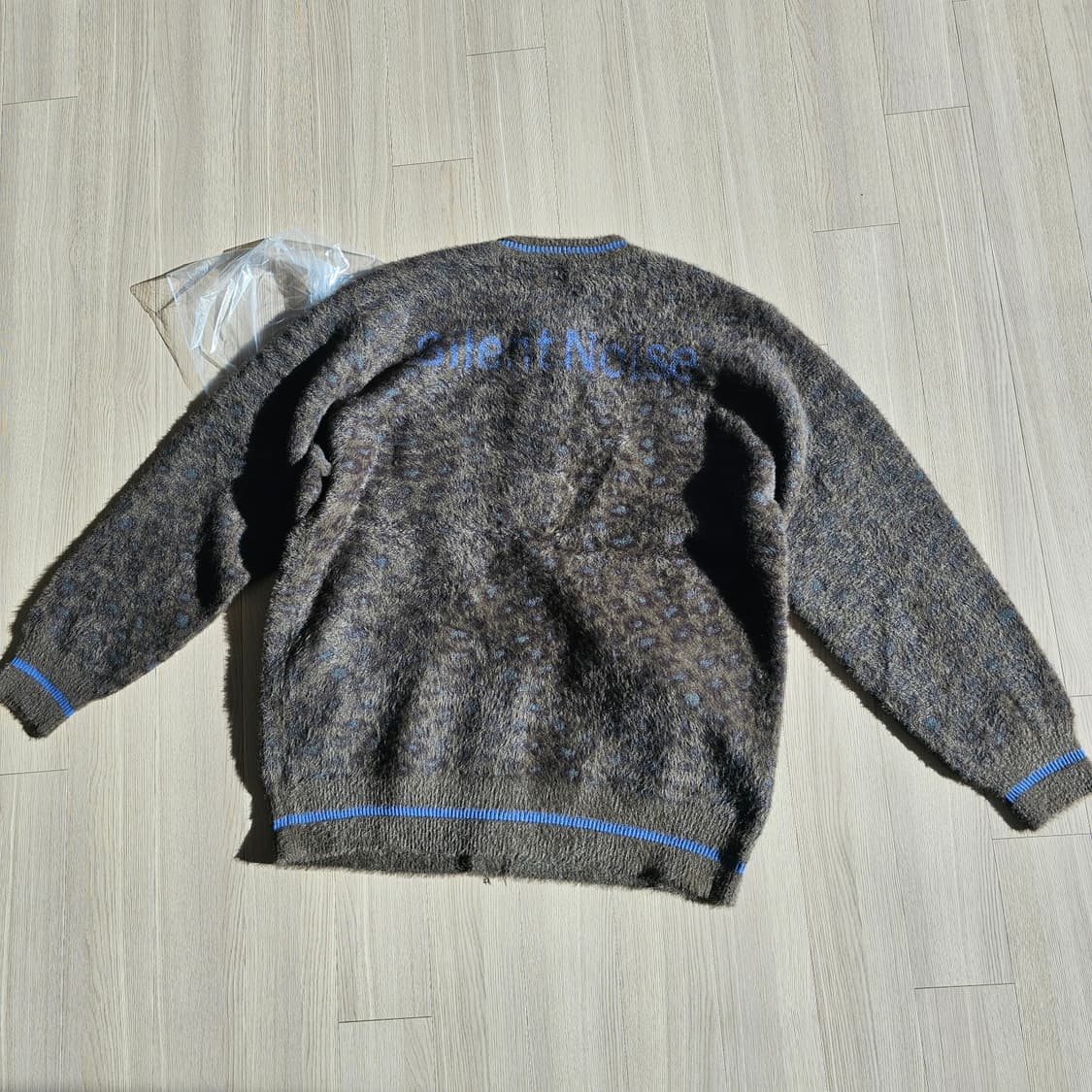 L 새제품 지유 GU X 언더커버 쉐기 크루넥 가디건 올리브 358522 상품이미지2