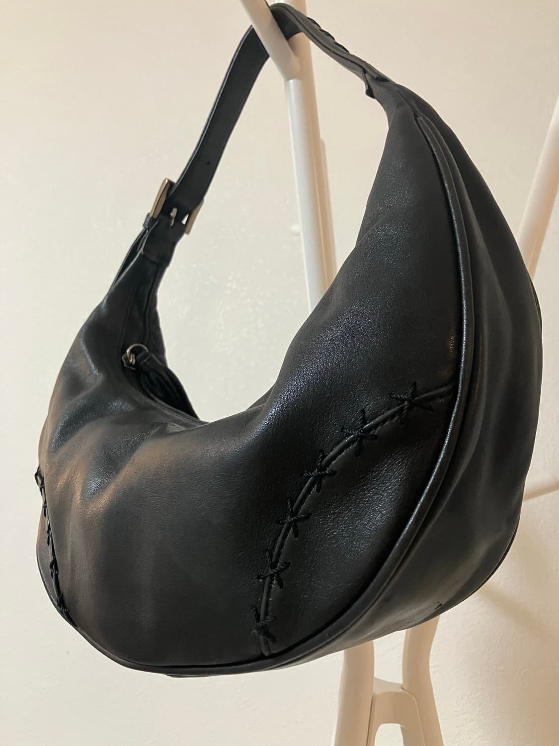 Ysaccs 와이색스 블랙 가죽 호보백 숄더백 미니백 y2k 가방 상품이미지2