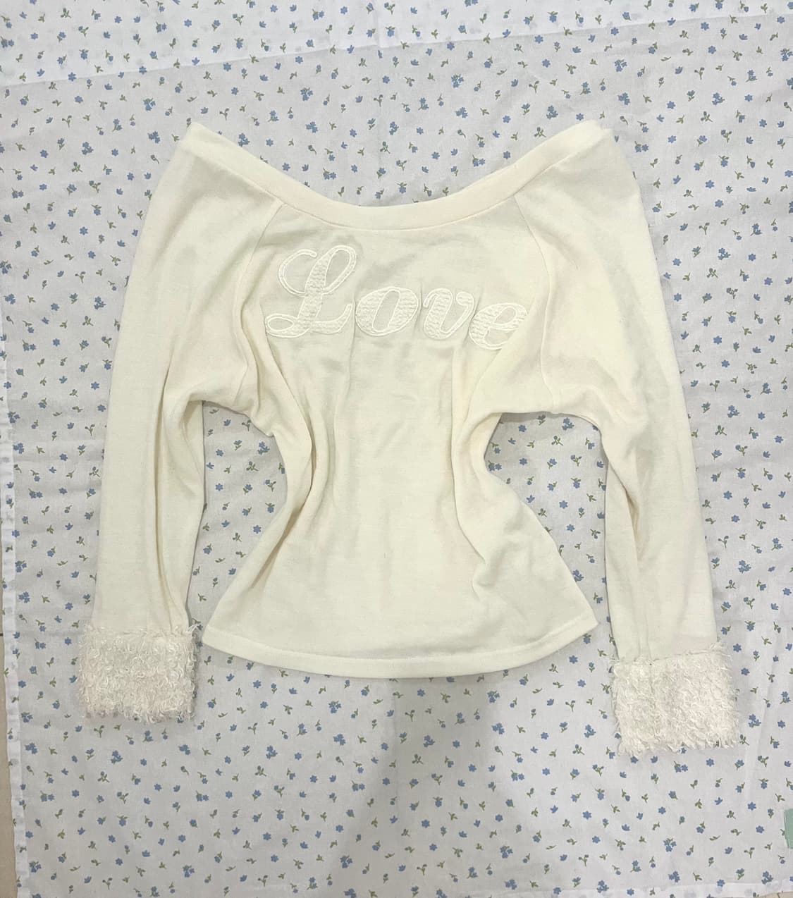 리즈리사 오프숄더 퍼 니트 롱슬리브 로걀탑 히메갸루 빈티지 핀터 달천깔 상품이미지1