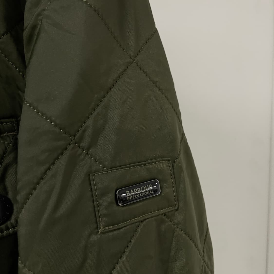 바버 퀄팅 카키 자켓 M 상품이미지4