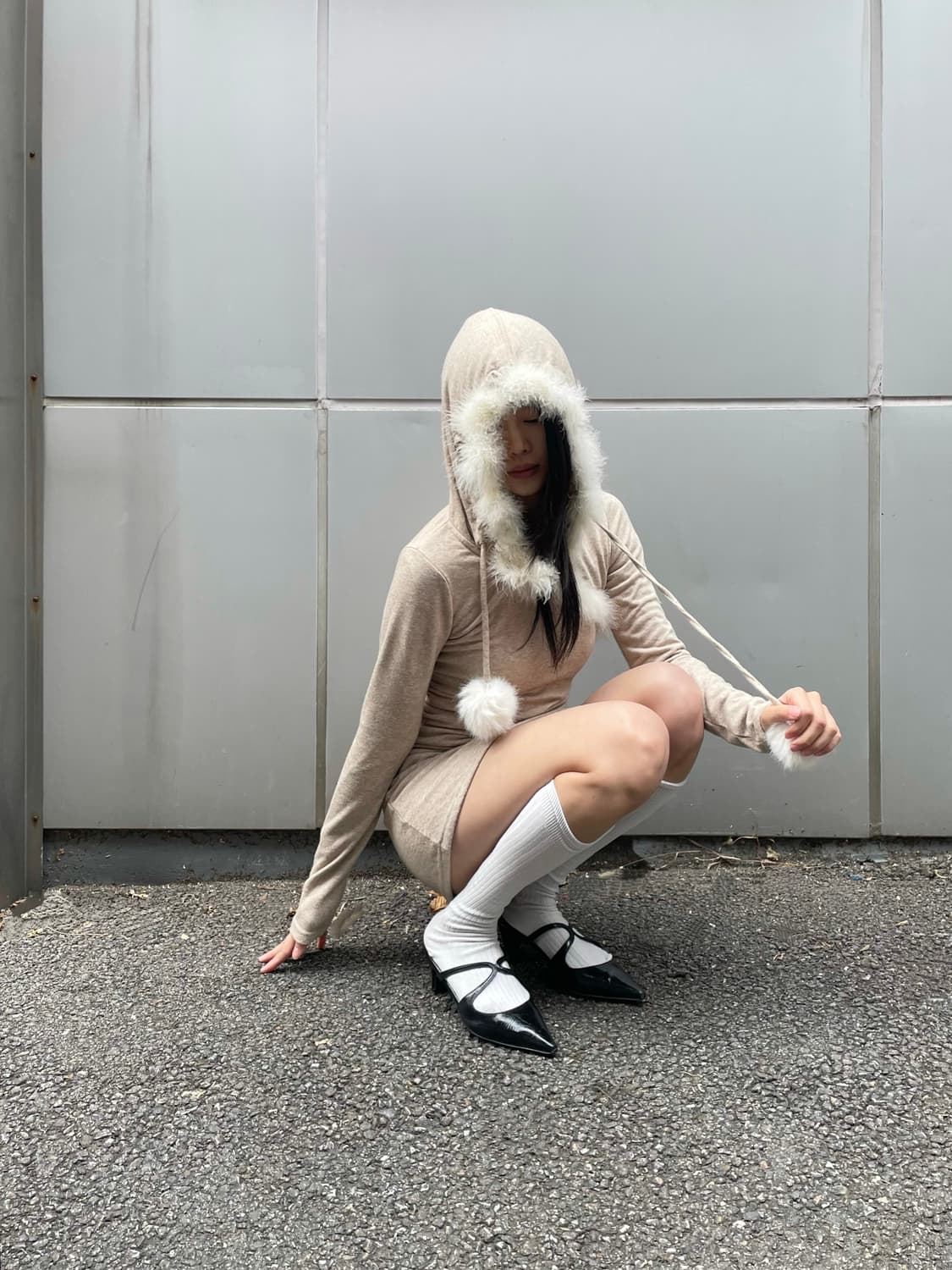 Furry trim hoodie mini dress 상품이미지2