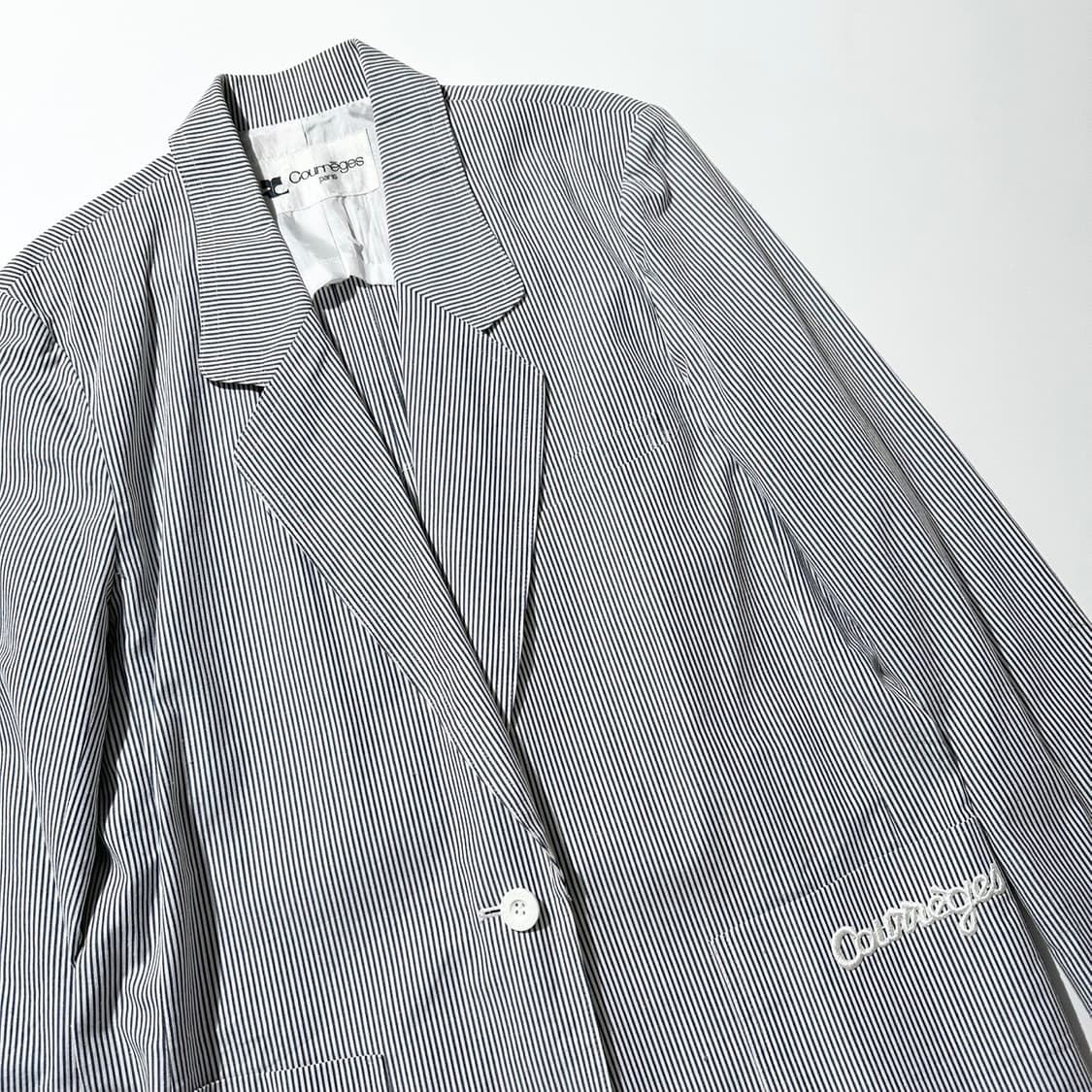 꾸레쥬 로고 포켓 스트라이프 싱글 블레이저 자켓 상품이미지3