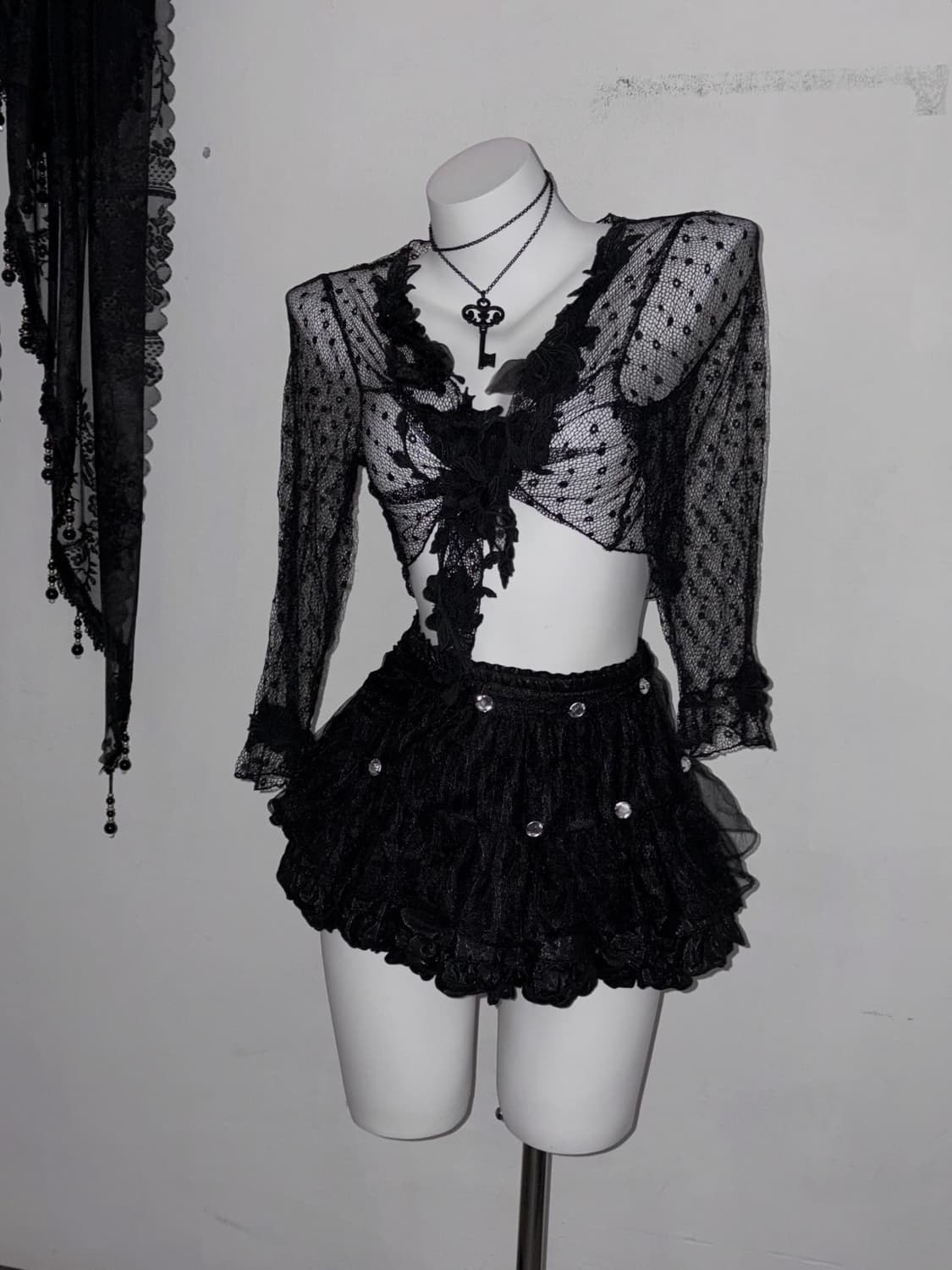 공겜여주 블랙 앤 화이트 5피스 세트 다크페어리 고스 로리  상품이미지10