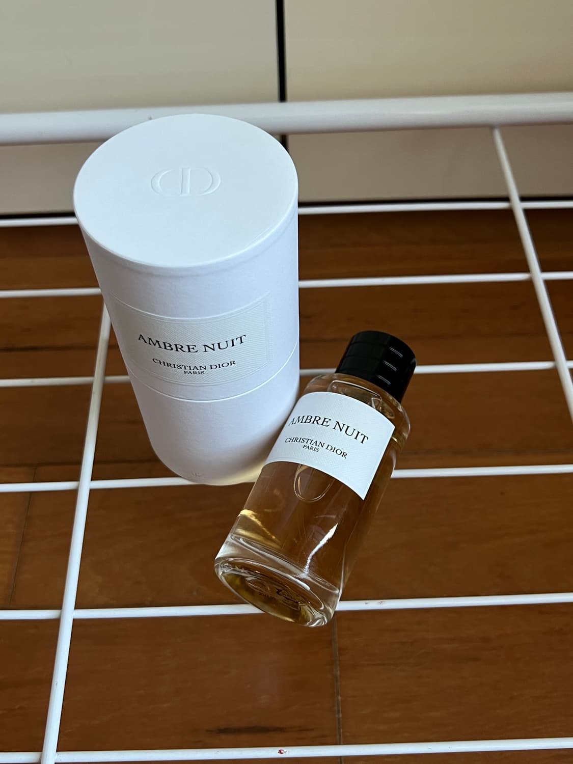디올 앙브르 뉘 오 드 퍼퓸 50ml 새상품 (국문 정품) 상품이미지1
