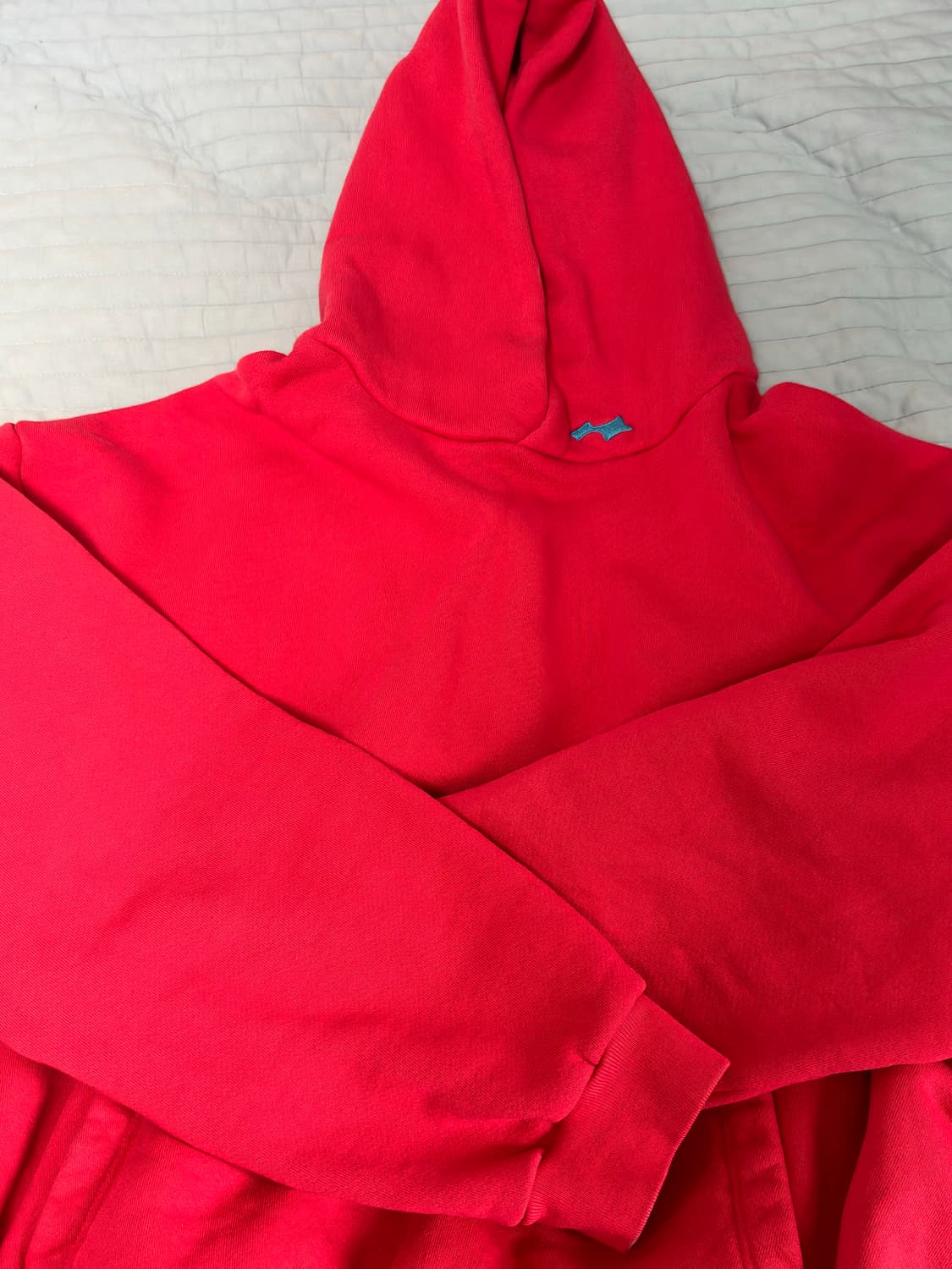 SKYLRK 레드 후드 상품이미지1