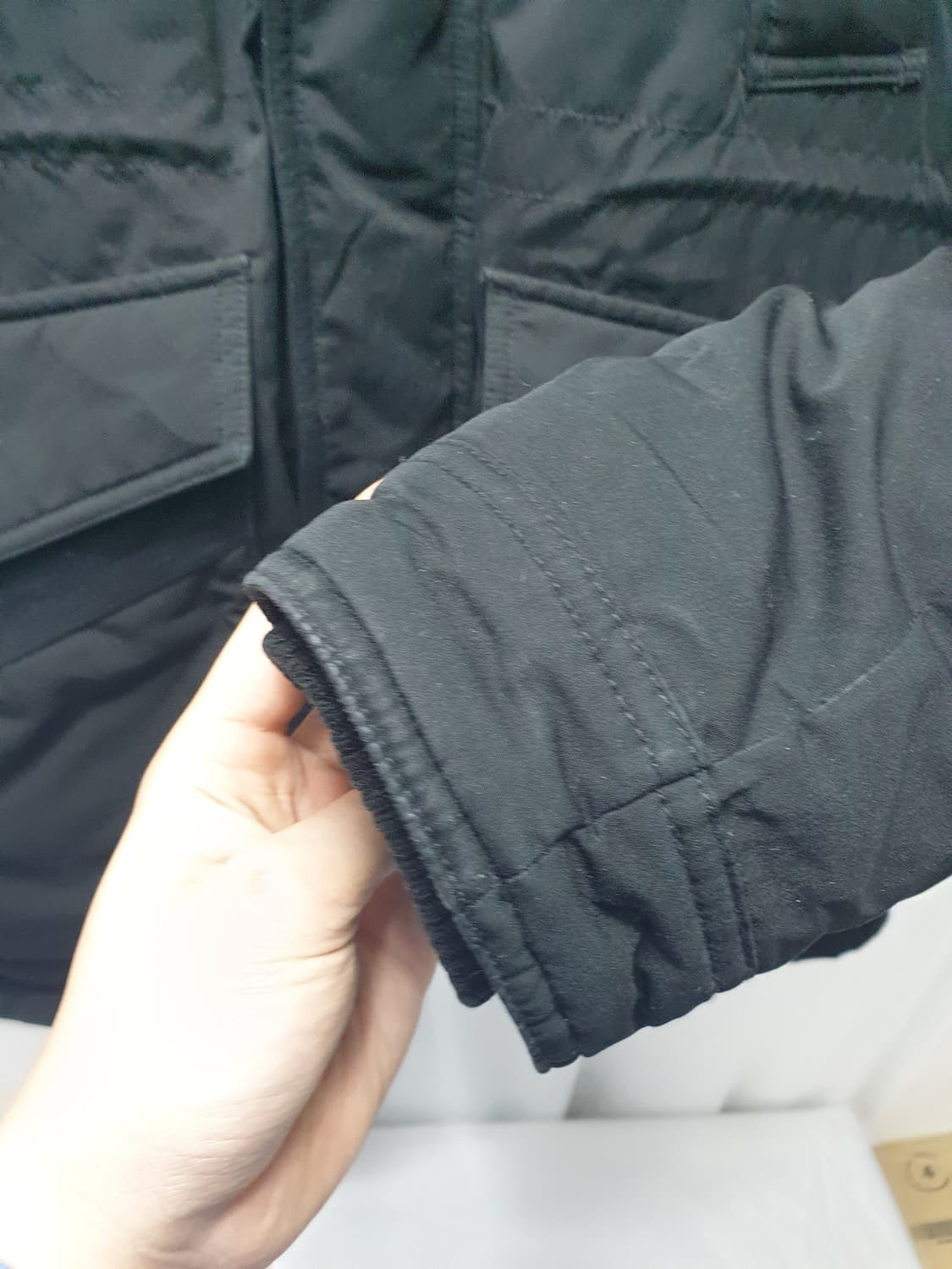 에스피오나지 블랙 후드 패딩 점퍼 상품이미지4