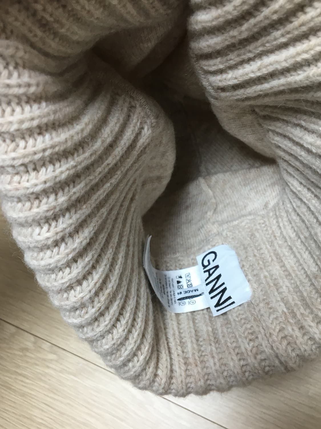 가니 여성 로고 패치 리브드 비니 - 샌드 상품이미지4