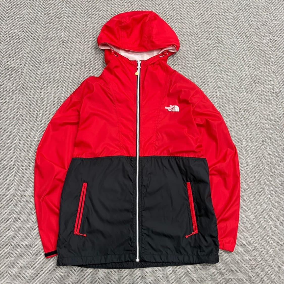 노스페이스 배색 바람막이 v1804 상품이미지1