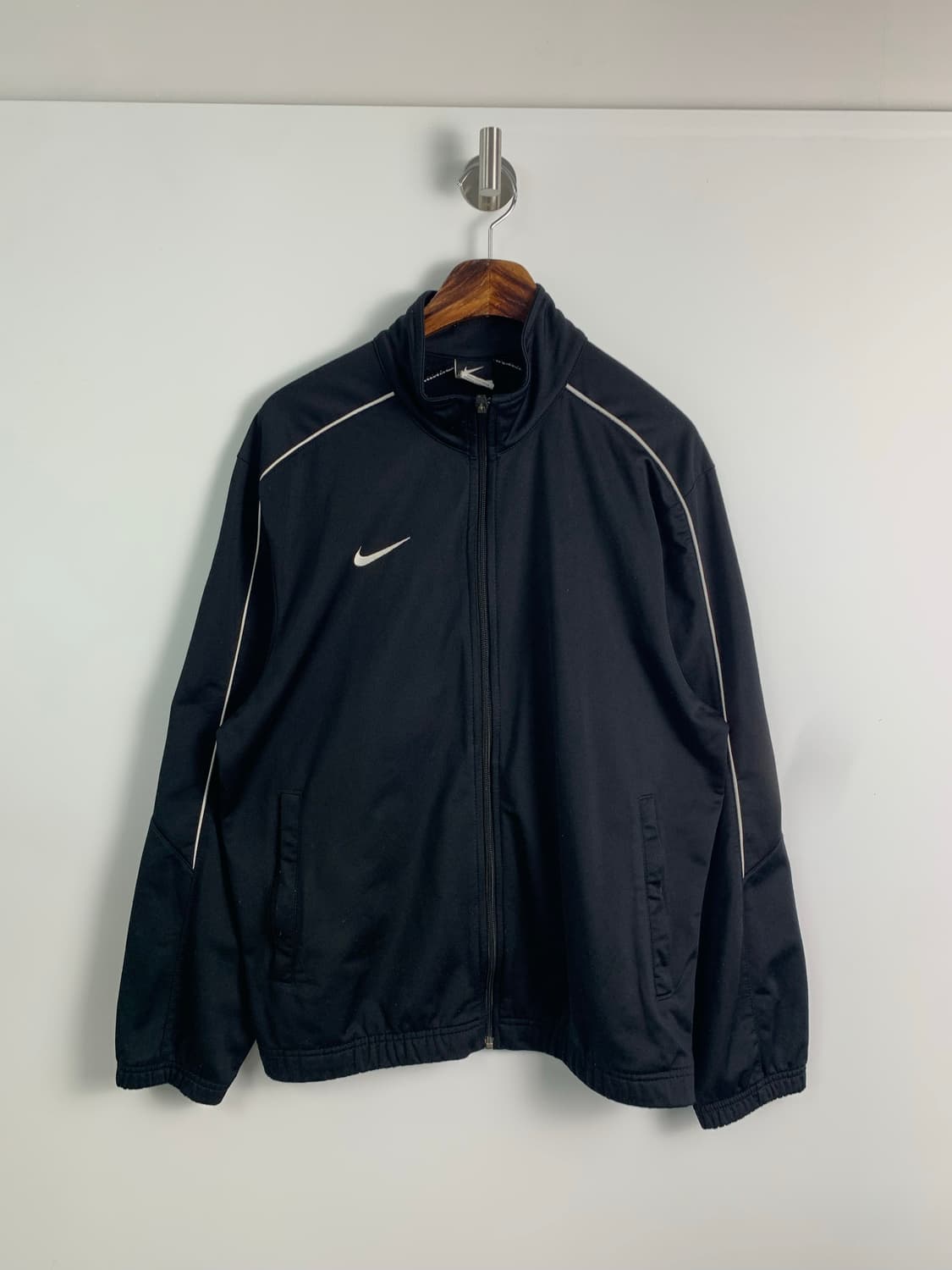 나이키 사이드라인 블랙 트랙 져지 상품이미지2