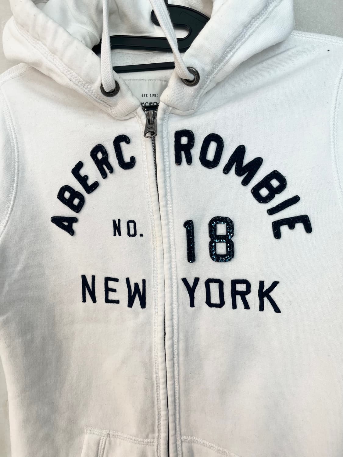 아베크롬비 뉴욕 화이트 후드집업 [S] 상품이미지4