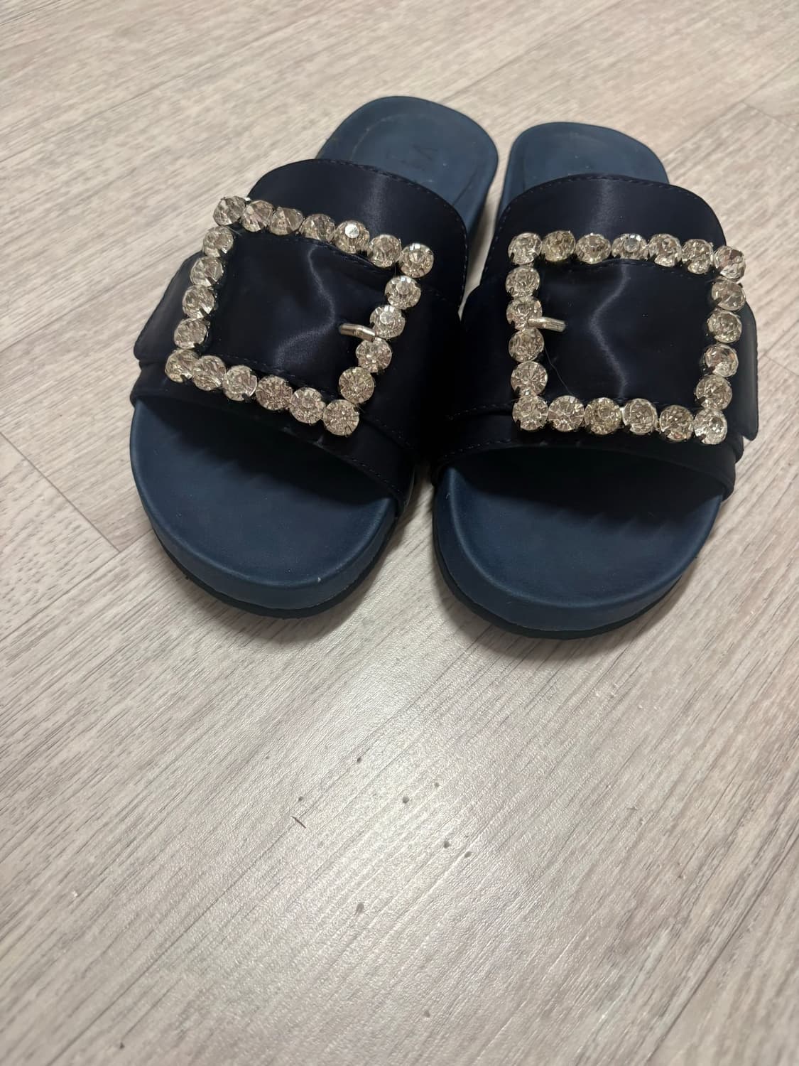 왕큐빅 슬리퍼 235 새상품 상품이미지3
