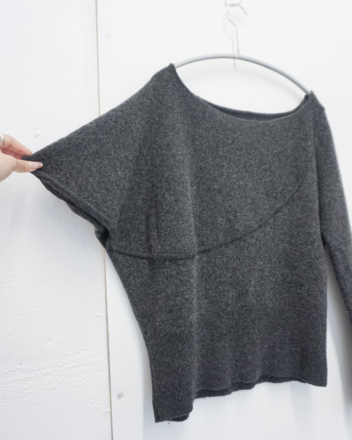 SACAI wool asymmetric knit top 상품이미지5