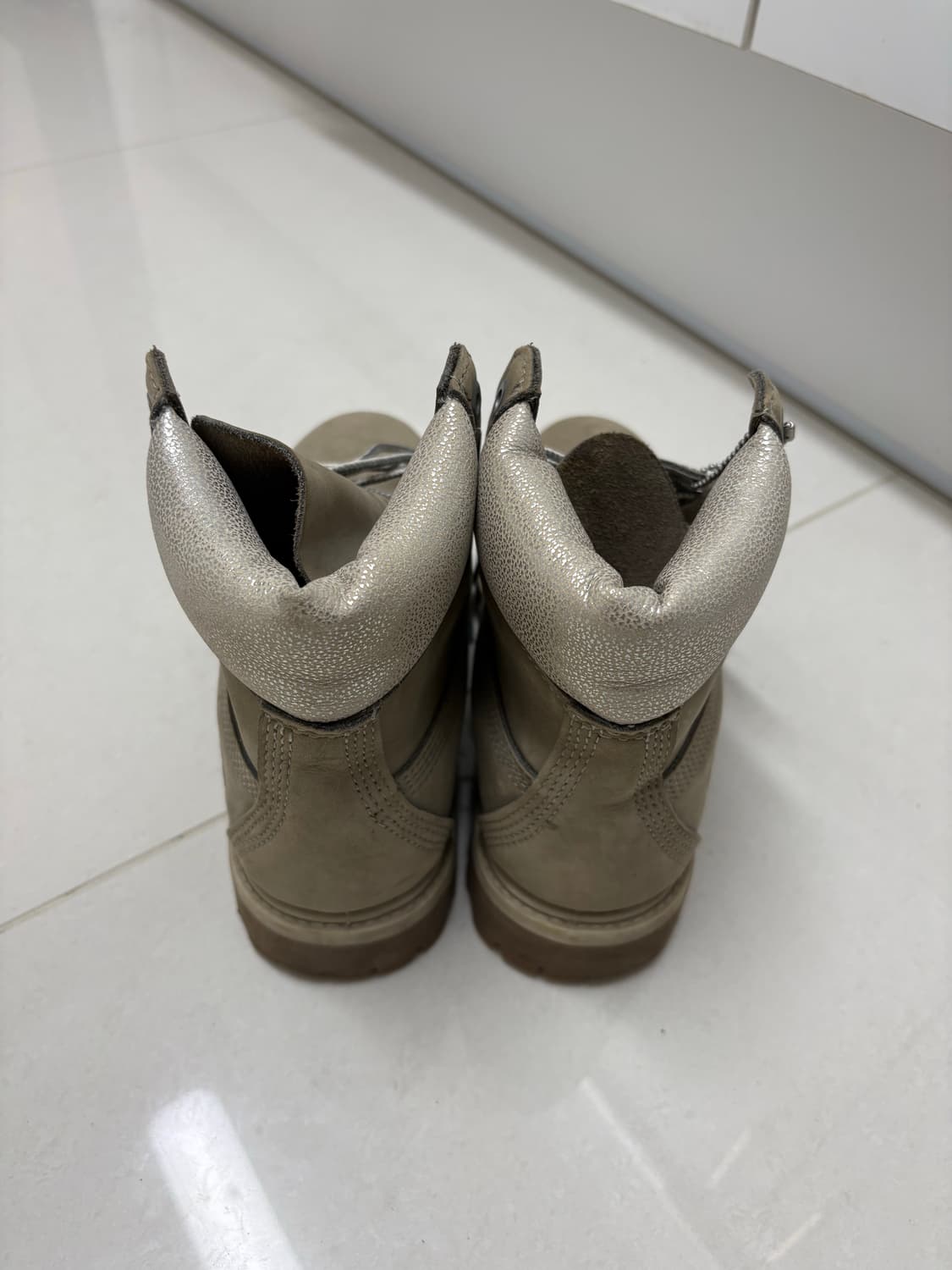 220)팀버랜드 챠콜 그레이 누벅 6인치 워커 워크웨어 부츠 상품이미지4