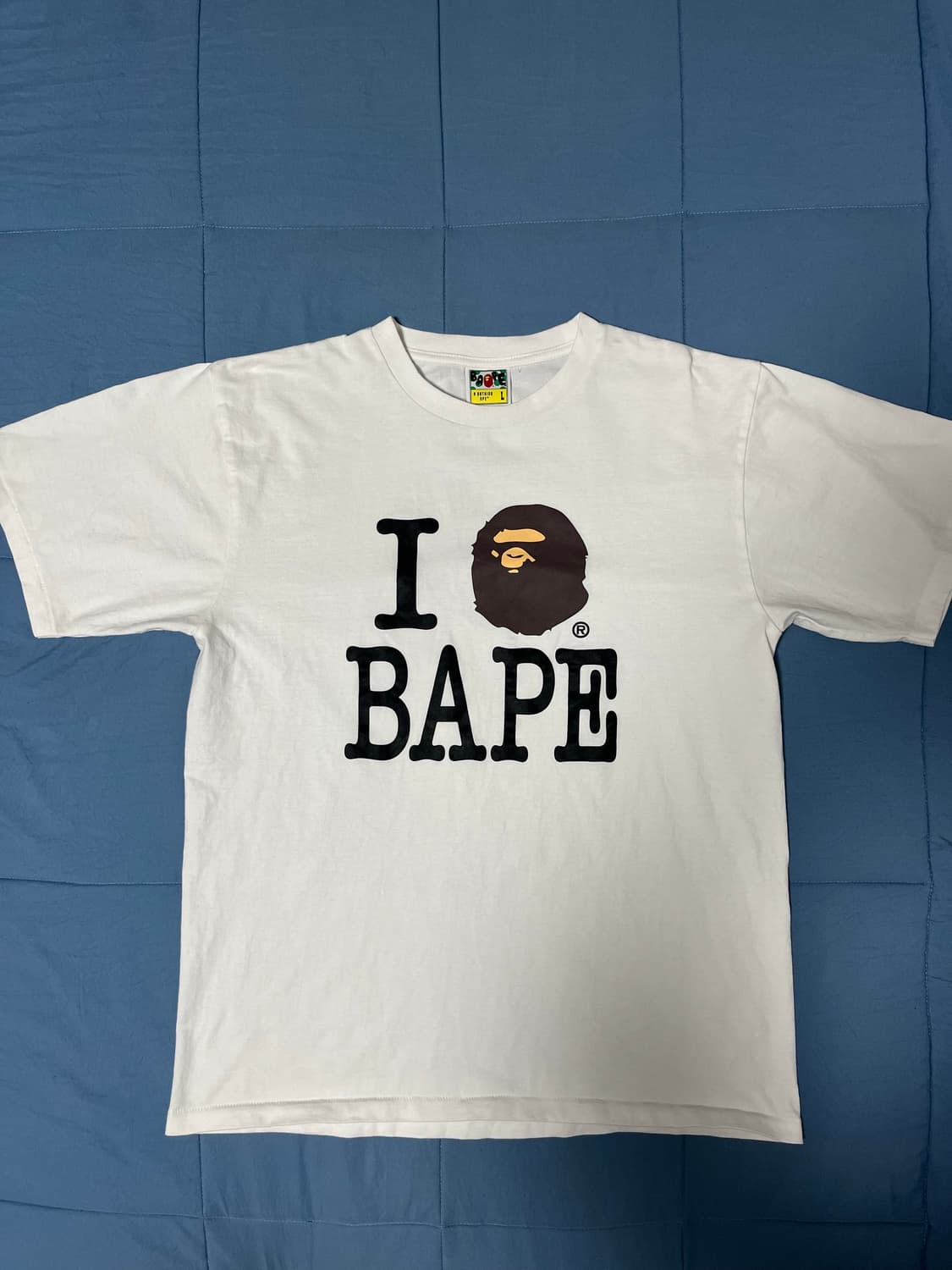 베이프 반팔 L 구성품 있음 상품이미지1