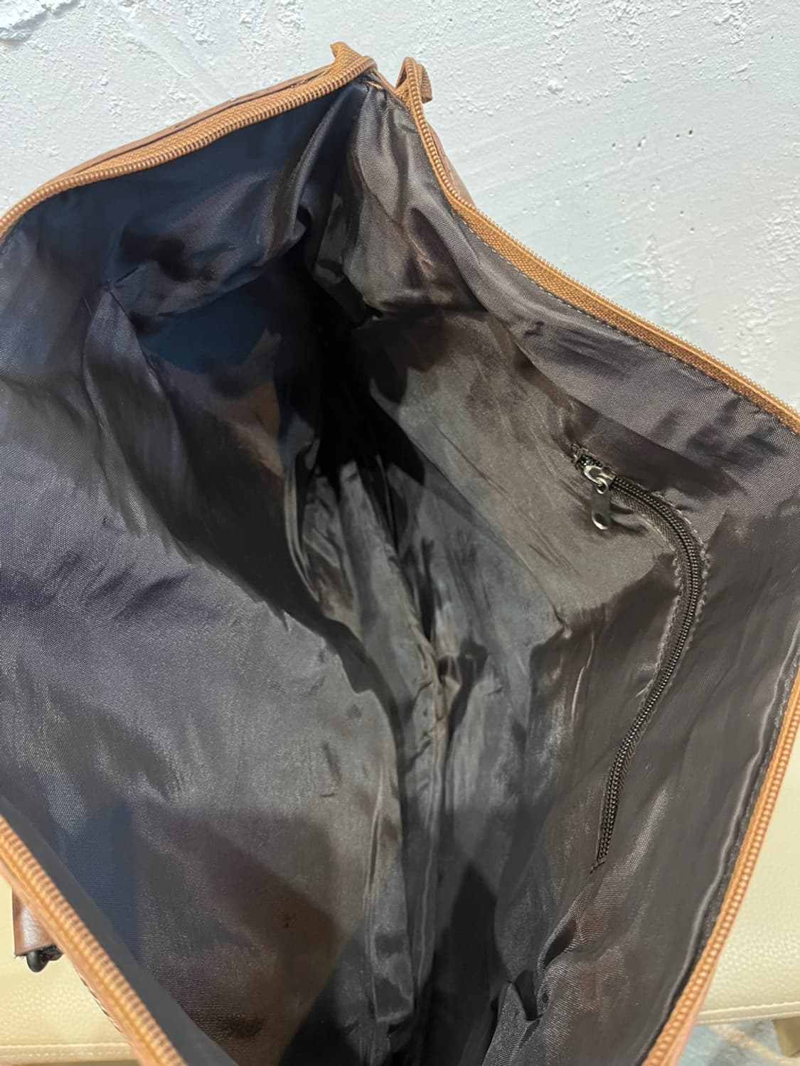 NAFNAF 빈티지 체크 레더 트리밍 크로스 토트백 상품이미지6