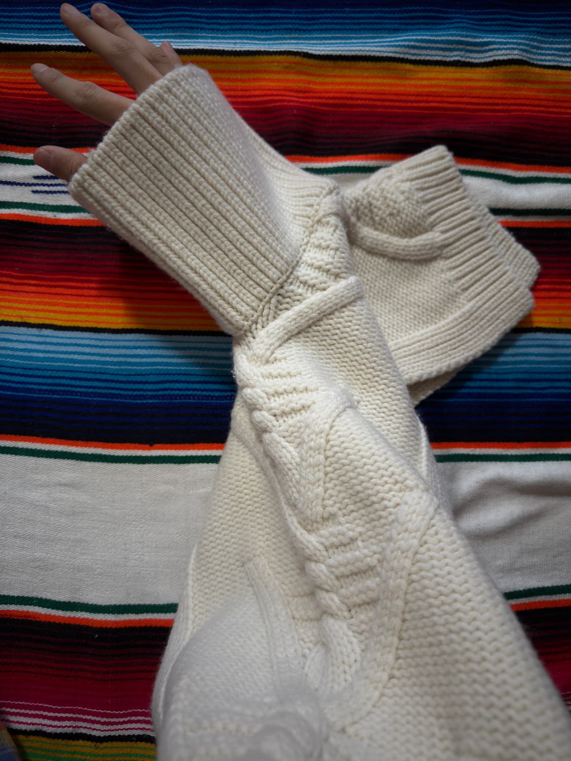 System Poncho Cape Glove cable knit 상품이미지7