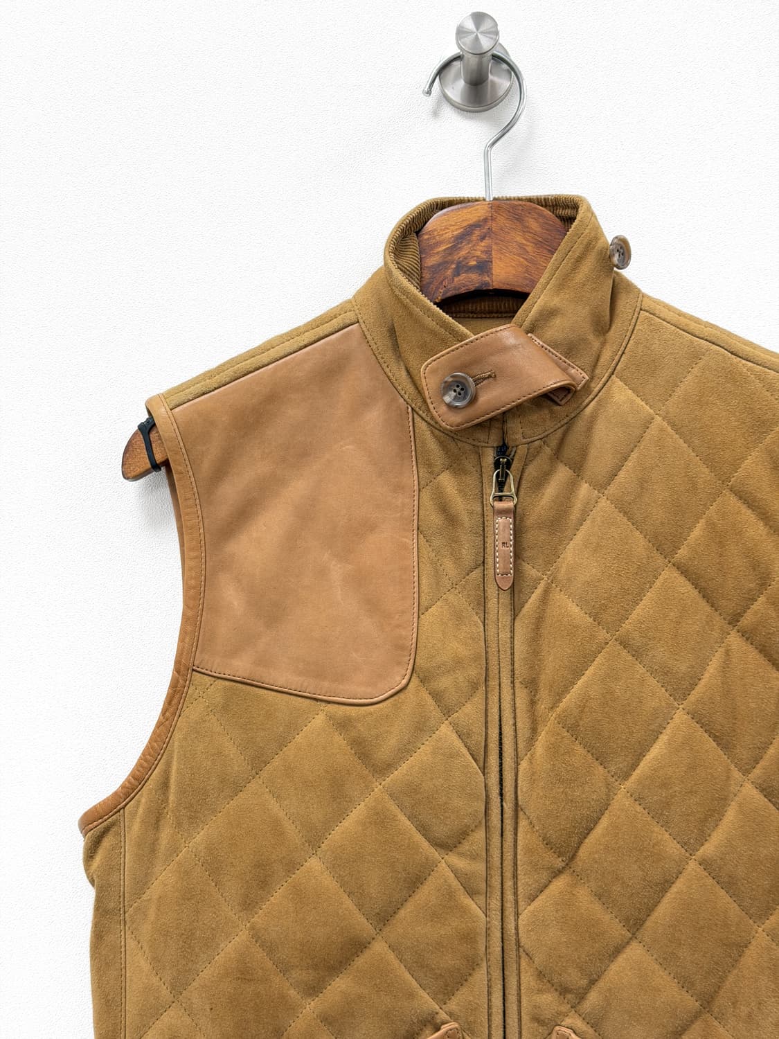 폴로 랄프로렌 고트 스웨이드 퀼팅 베스트 상품이미지2