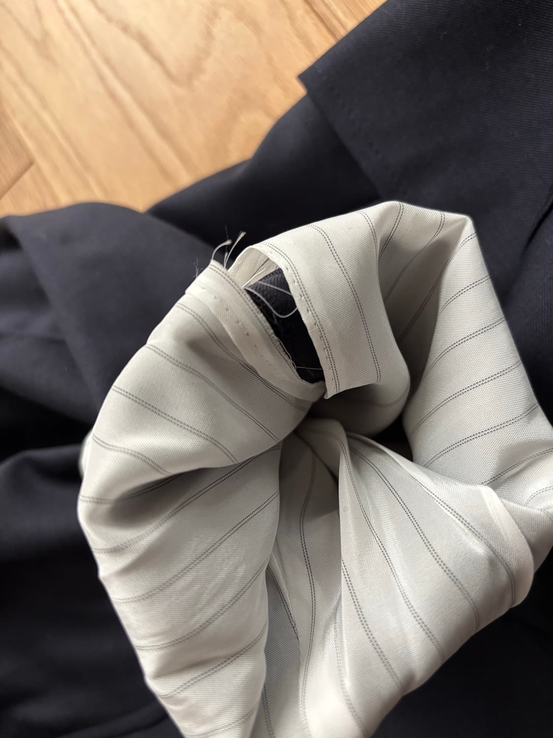 반츠 모 금장 3B 싱글블레이저 S 네이비 상품이미지3