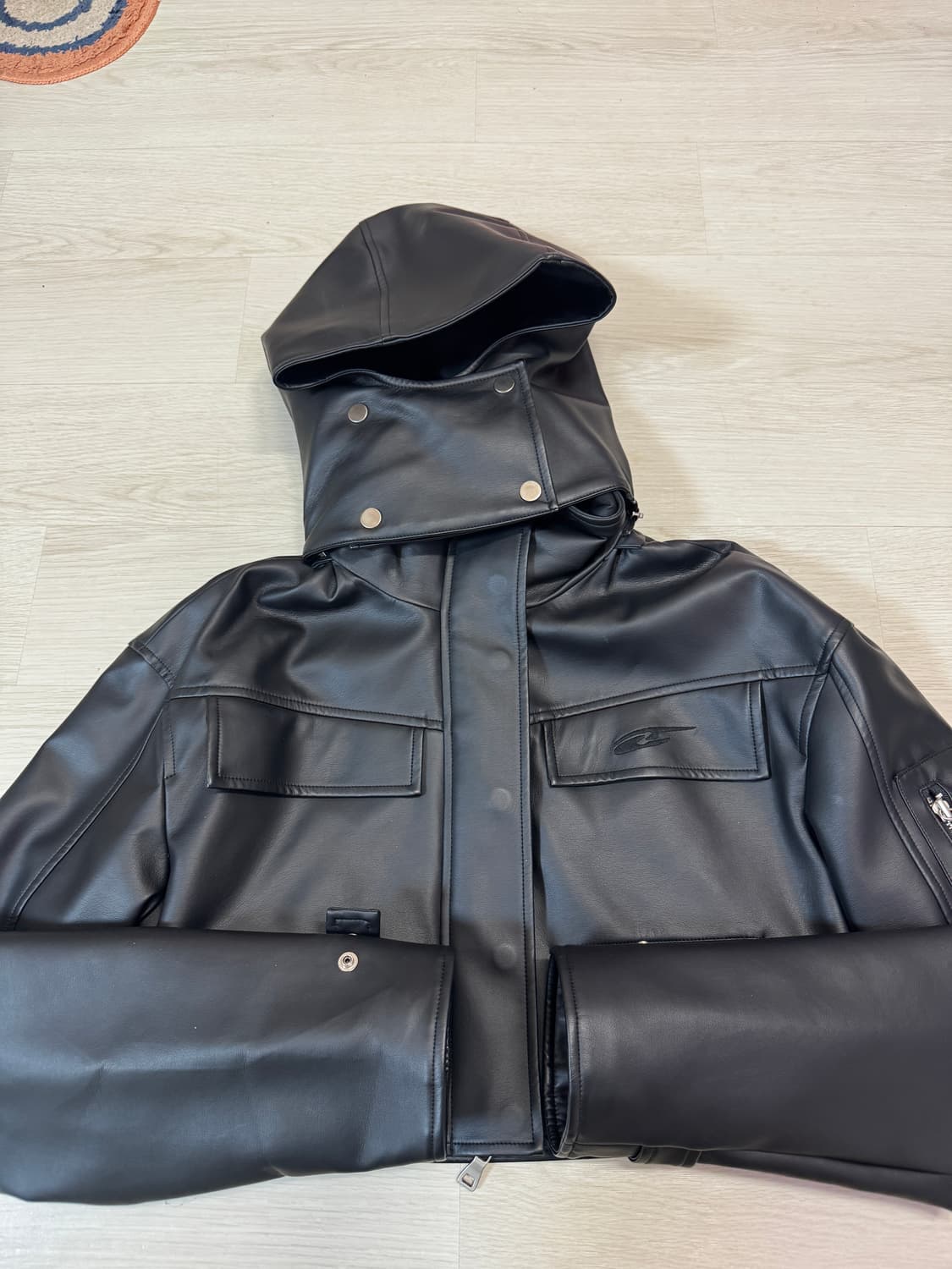 leey (yeel) 크롭 봄버 레더자켓 상품이미지8