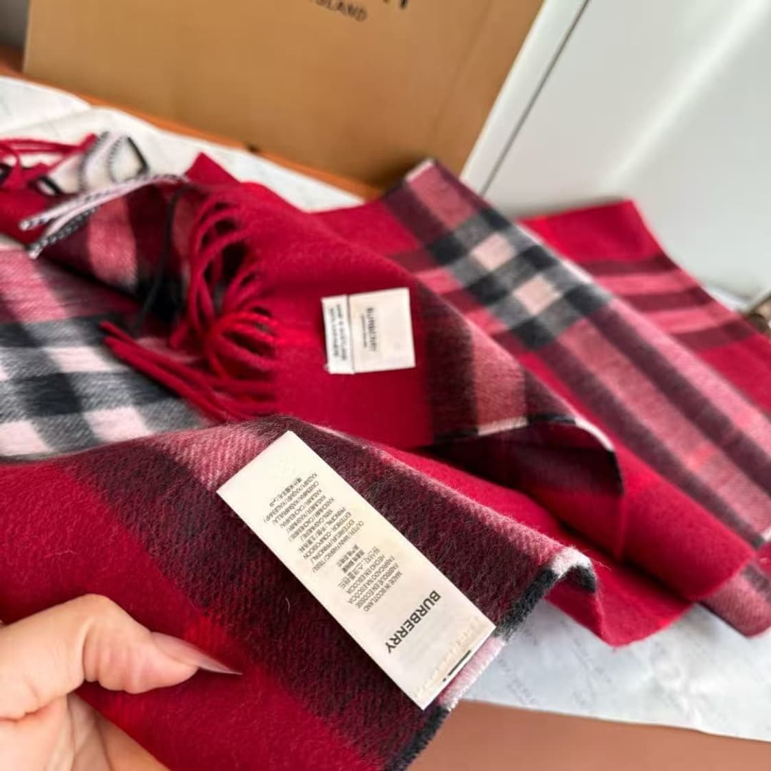 버버리숙녀 리버서블 스카프
 상품이미지4