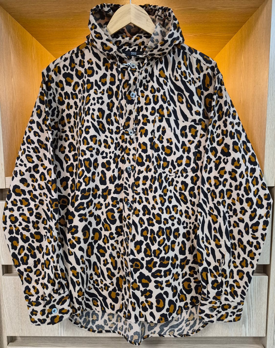 Rags McGREGOR
Leopard hooded shirt (M) 상품이미지1