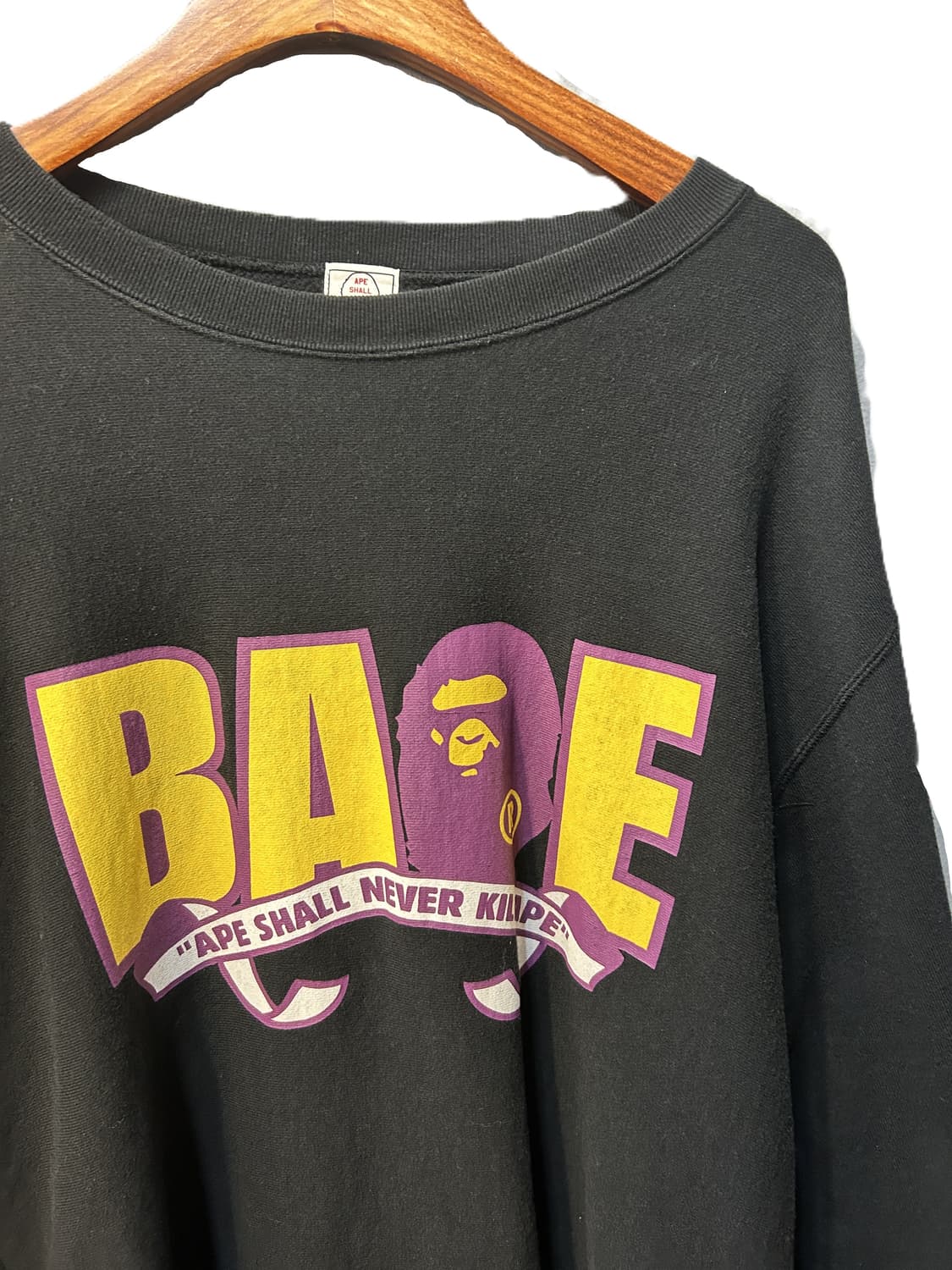 베이프 Ape Shall Never Kill Ape 로고 스웨트셔츠 상품이미지3