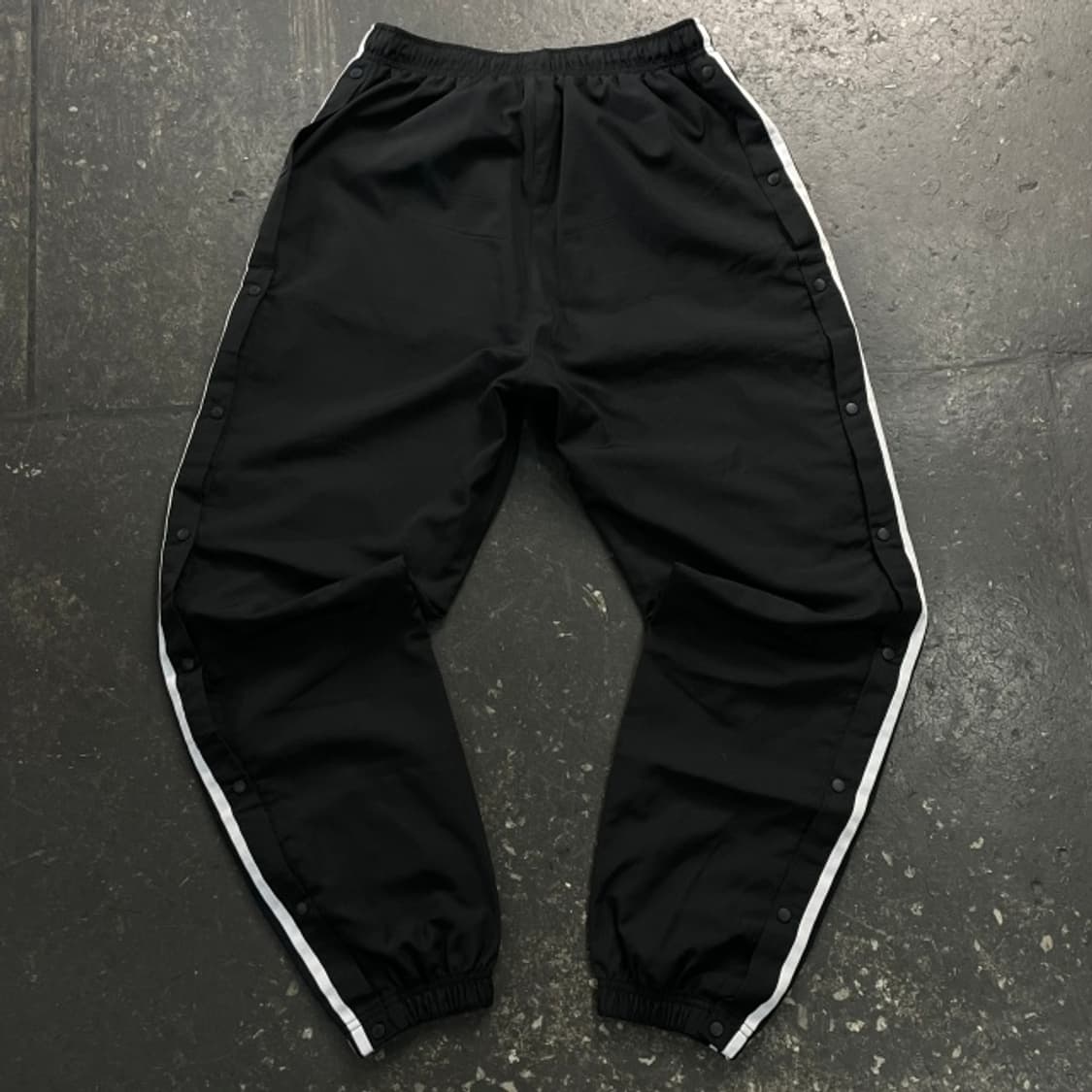 100 아디다스 사이드 스냅 나일론 팬츠  상품이미지5