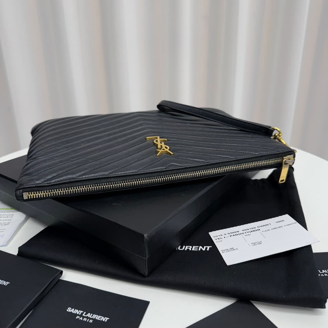 [풀박스] 생로랑 마틀라세 미디움 클러치 상품이미지4