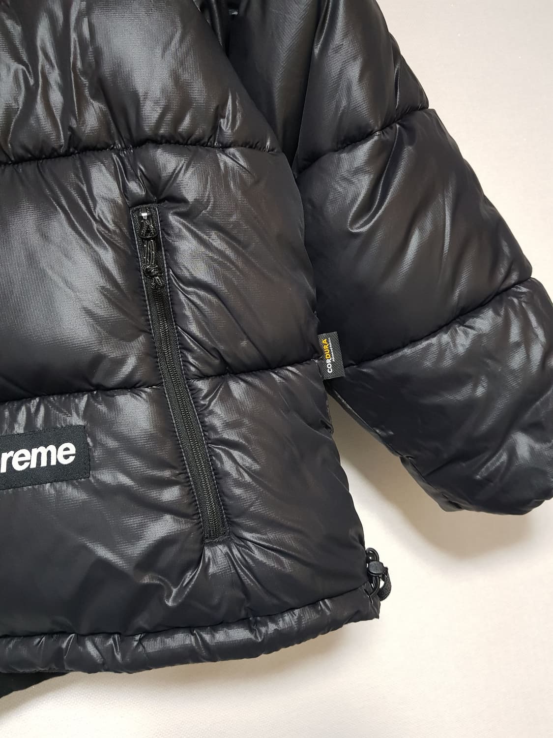 슈프림 마드라스 리버시블 윈드스토퍼 퍼퍼 패딩 자켓 블랙 23SS 상품이미지5