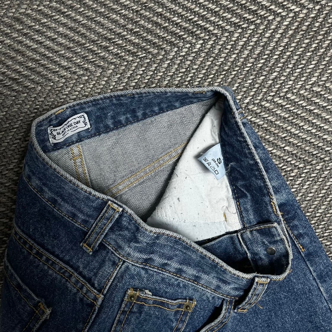 빈티지 버튼 디테일 워싱 데님 절개 미디 스커트o 5394 상품이미지3