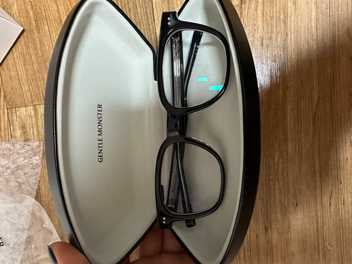 젠틀몬스터 에반 새상품 상품이미지1