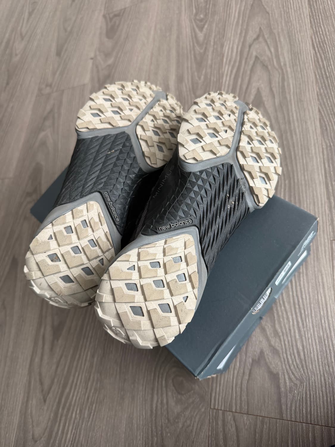 뉴발란스 미니머스 트레일 블랙 255 상품이미지3