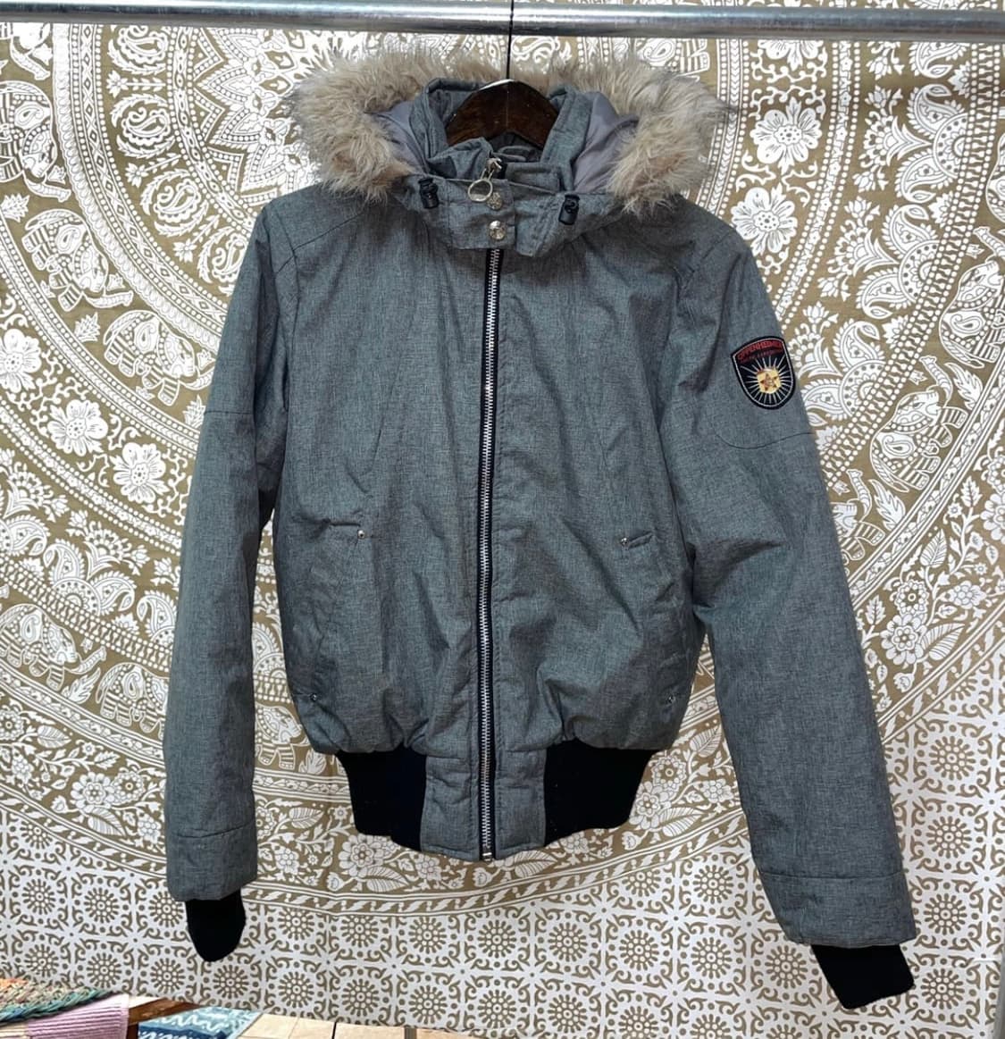 Oppenheimer 여성 숏패딩 점퍼 상품이미지1