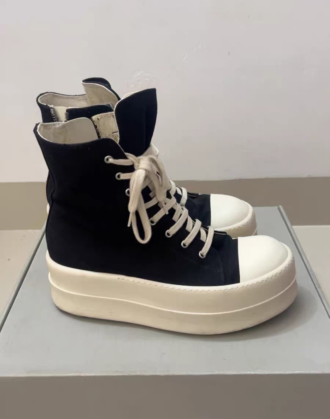 릭오웬스 다크쉐도우 메가범퍼 스니커즈 44 상품이미지1