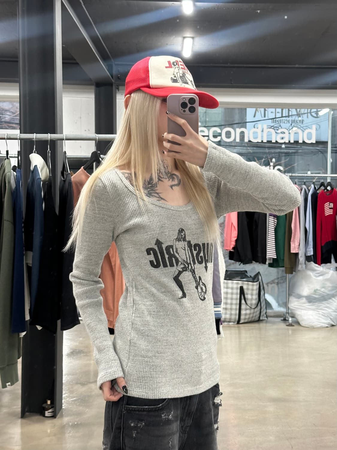 히스테릭글래머 히스기타걸 프린팅 U넥 긴팔 슬리브 그레이 상품이미지1