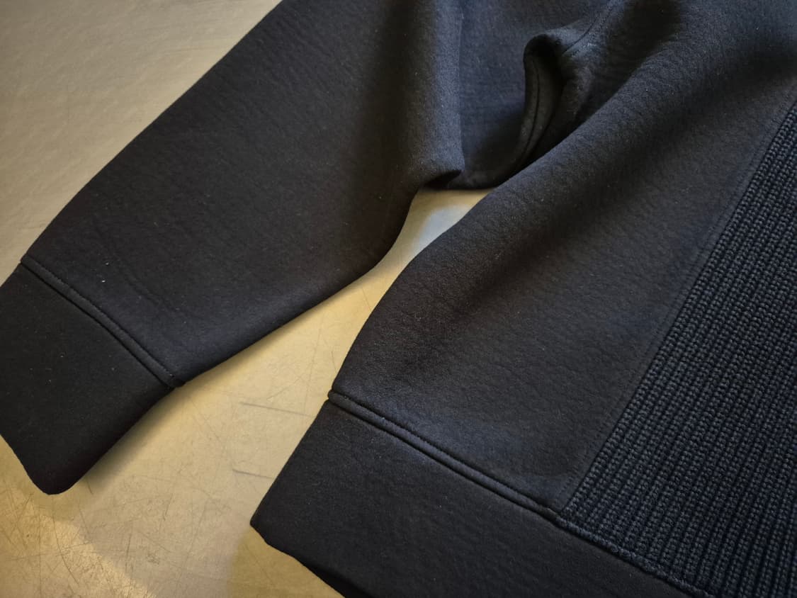 디젤 블랙골드 스웻 셔츠 상품이미지3