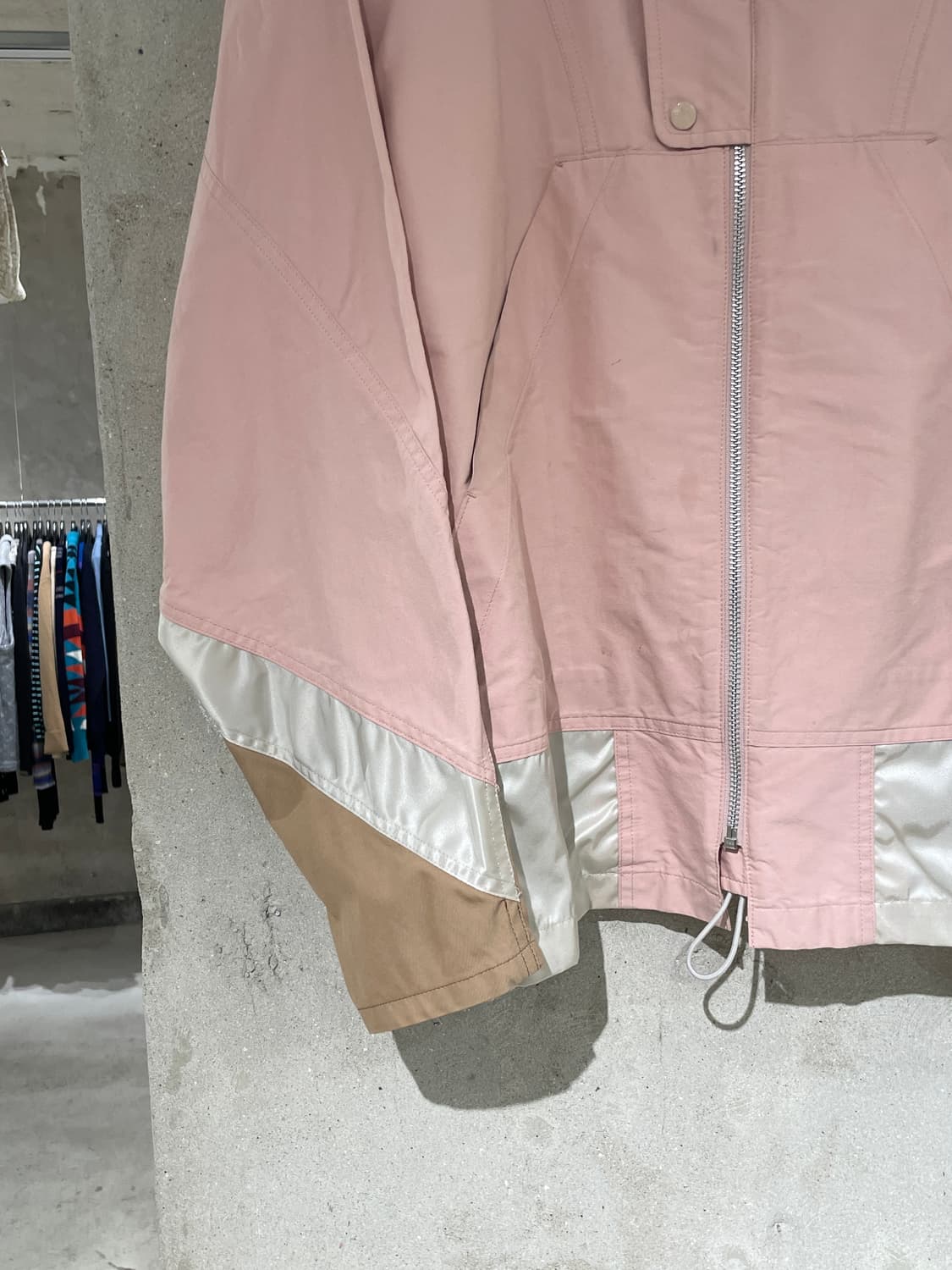 토가 비릴리스 21A/W 핑크 패널 라이트 웨이트 자켓 상품이미지4