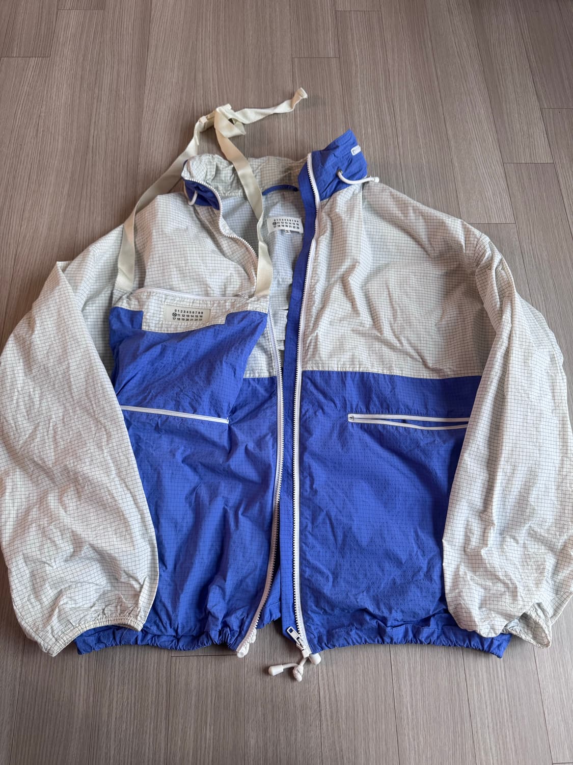 마르지엘라 10 넘버 패치 바람막이 상품이미지1