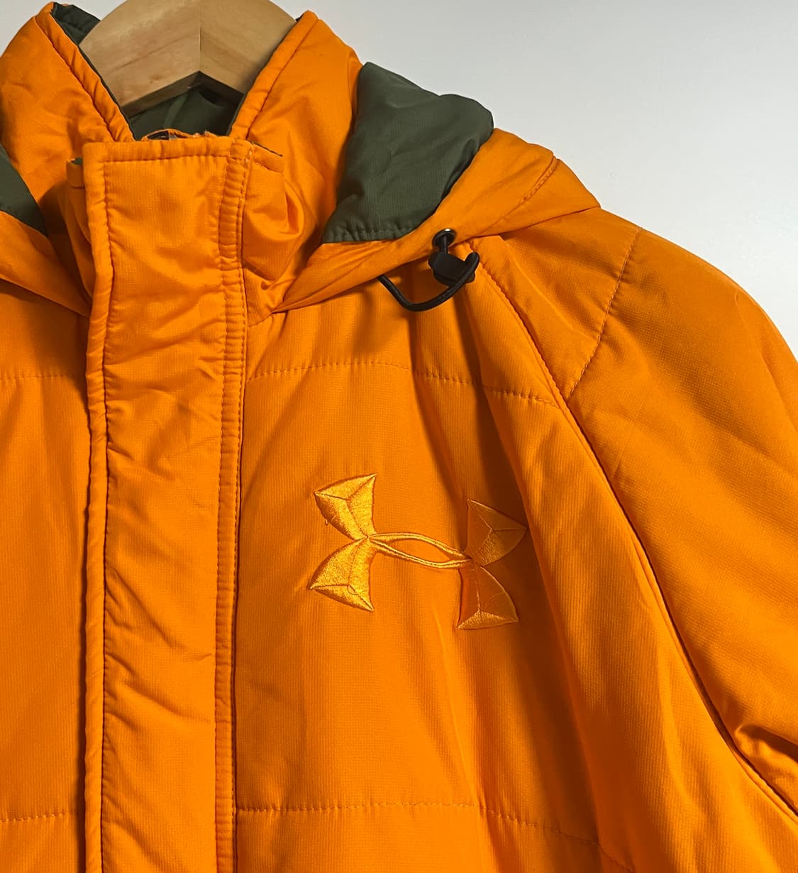 공용 언더아머 경량패딩 자켓 점퍼 M 상품이미지4