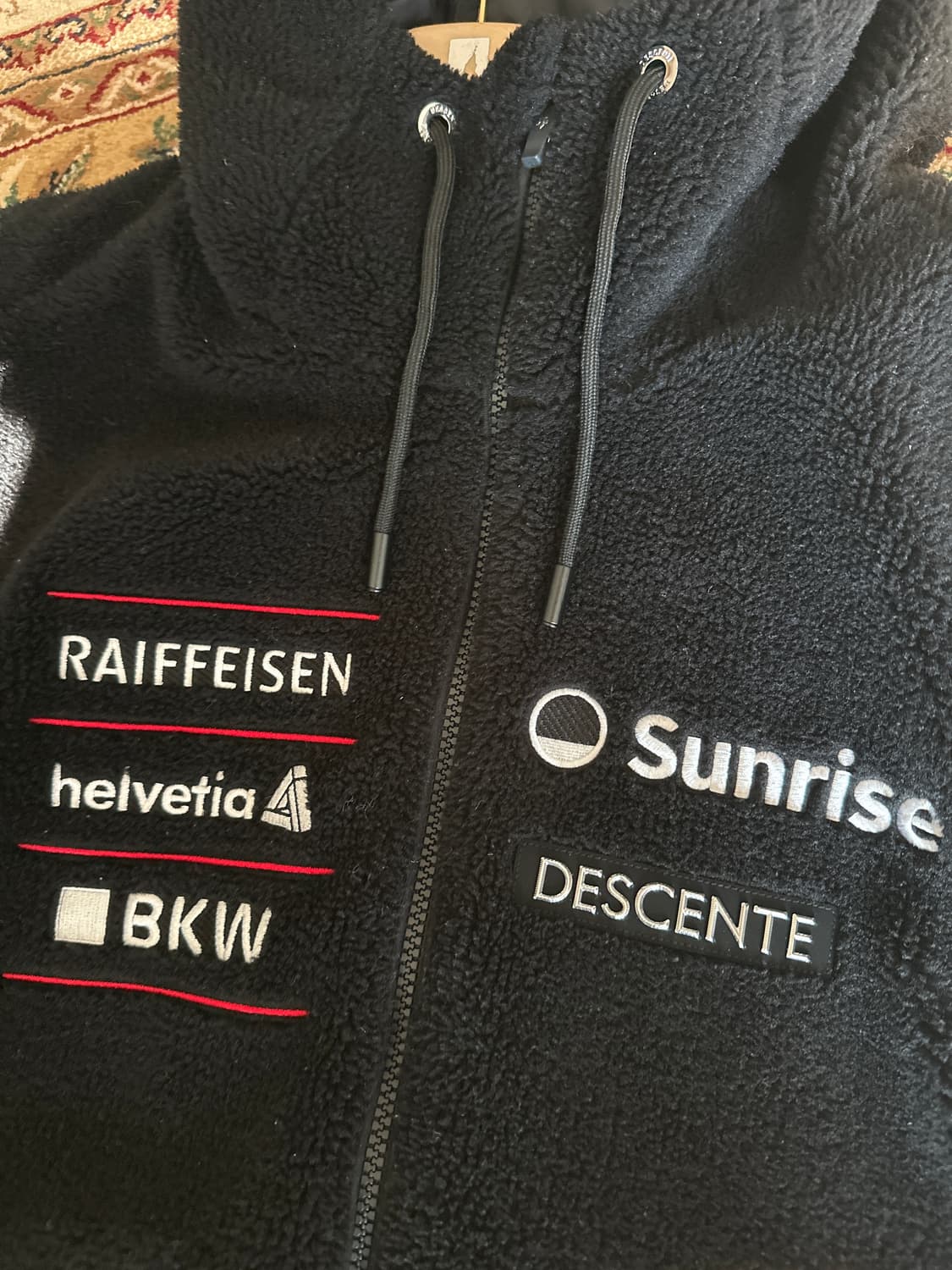 데상트 후리스 패딩 25년식 상품이미지2