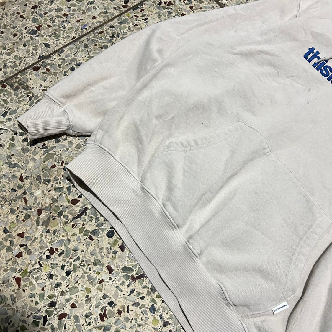 디스이스네버뎃(thisisneverthat) 화이트 후드티 상품이미지3