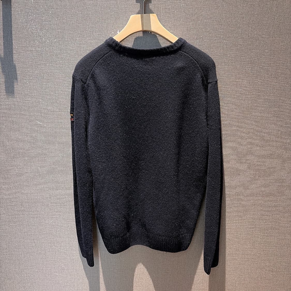 (정품/새상품) 폴앤샤크 남성 네이비 슬리브 와펜 울 니트 상품이미지3