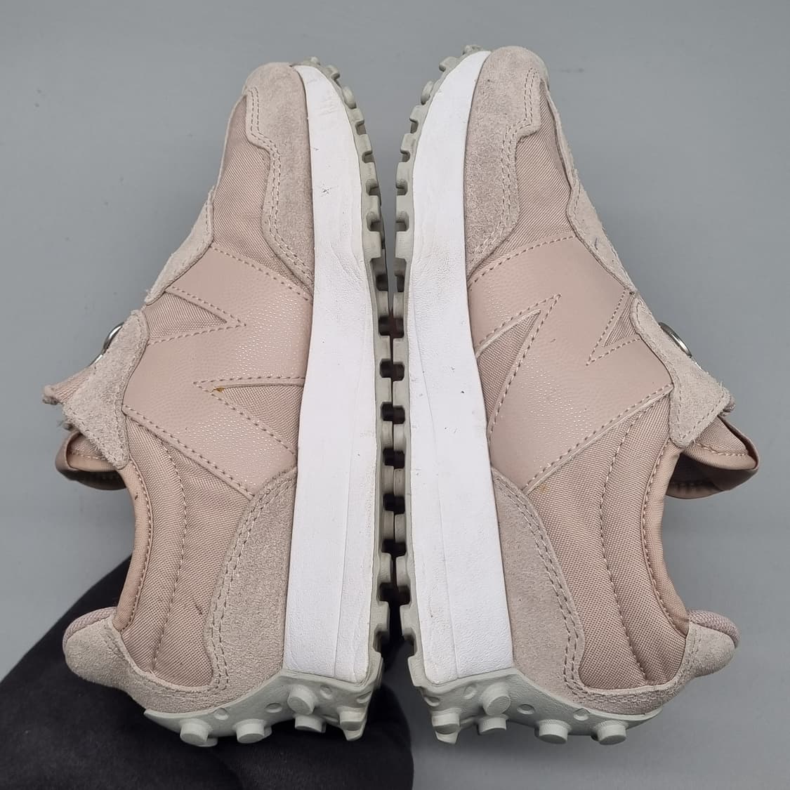 뉴발란스327 프리미엄 지퍼라인 운동화235 상품이미지5