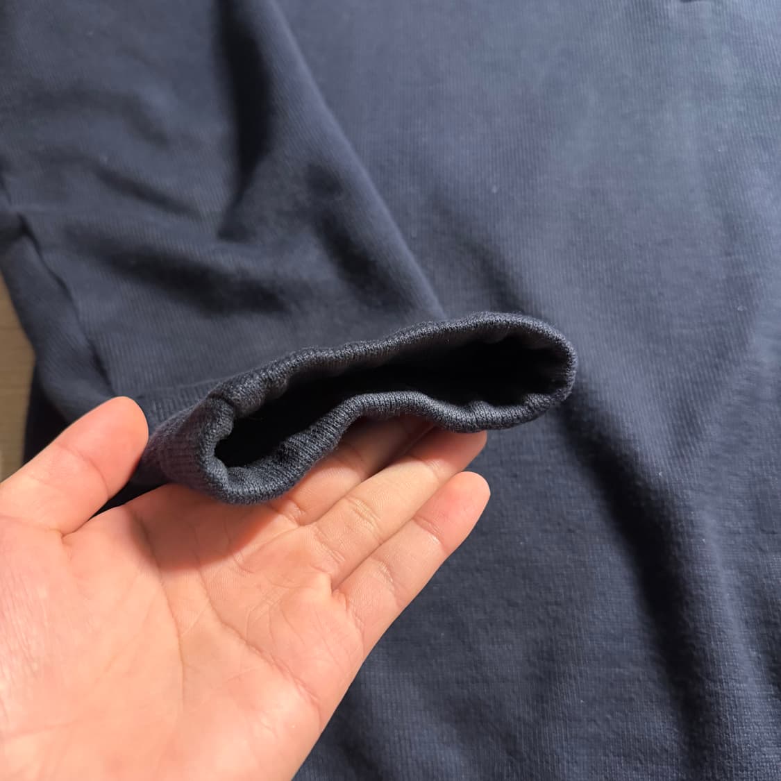 {유일매물/4size} 톰브라운 네이비 하프집업 맨투맨 4 상품이미지6