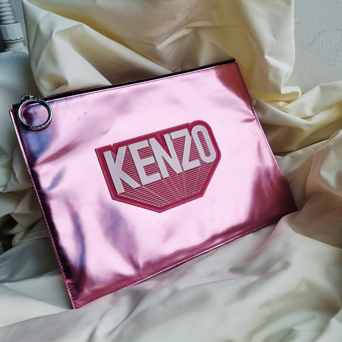 겐조 KENZO 메탈릭핑크 클러치백  상품이미지1