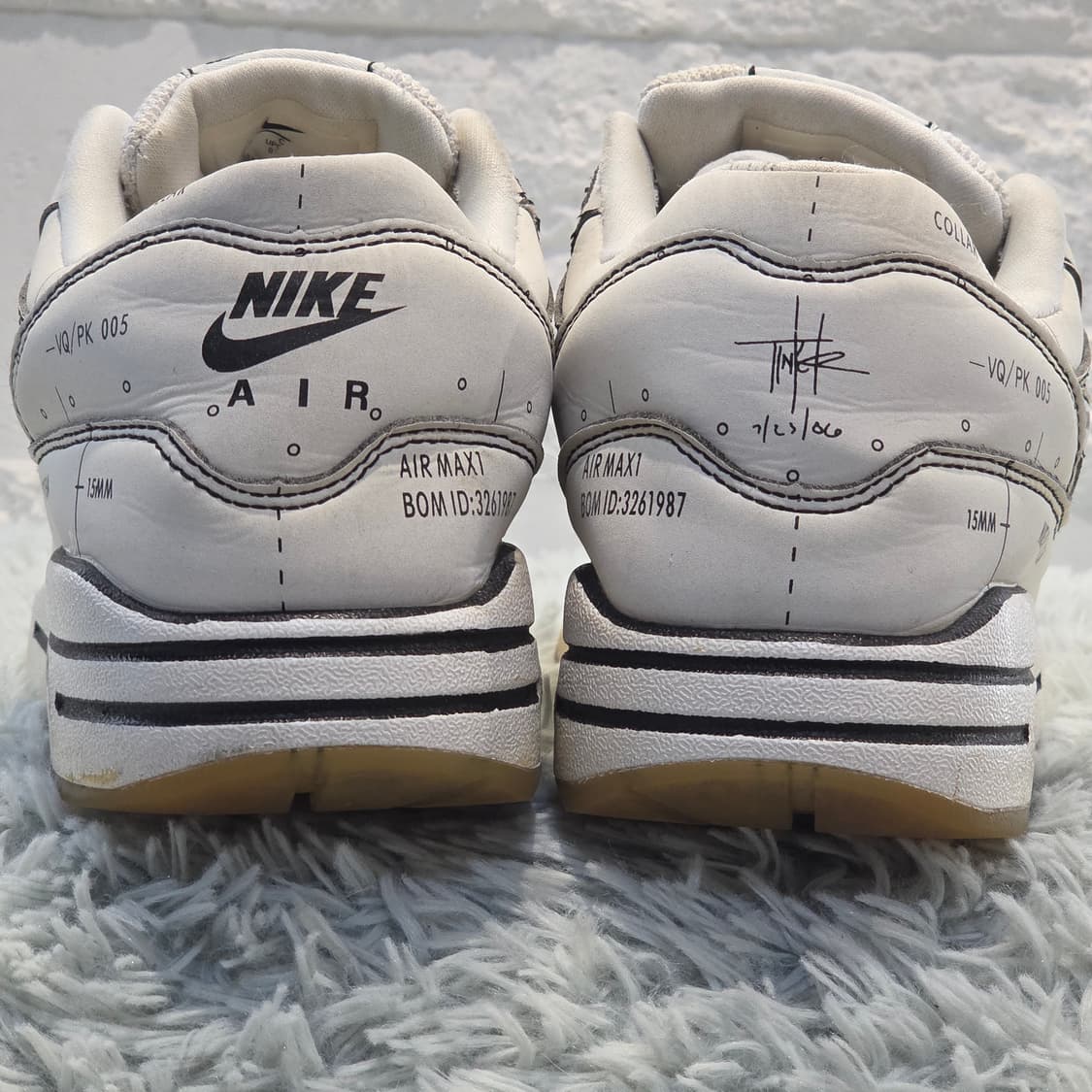 7q-23:나이키 에어맥스 1 스케치 투 셀프 화이트 (23cm)-희귀템 상품이미지3
